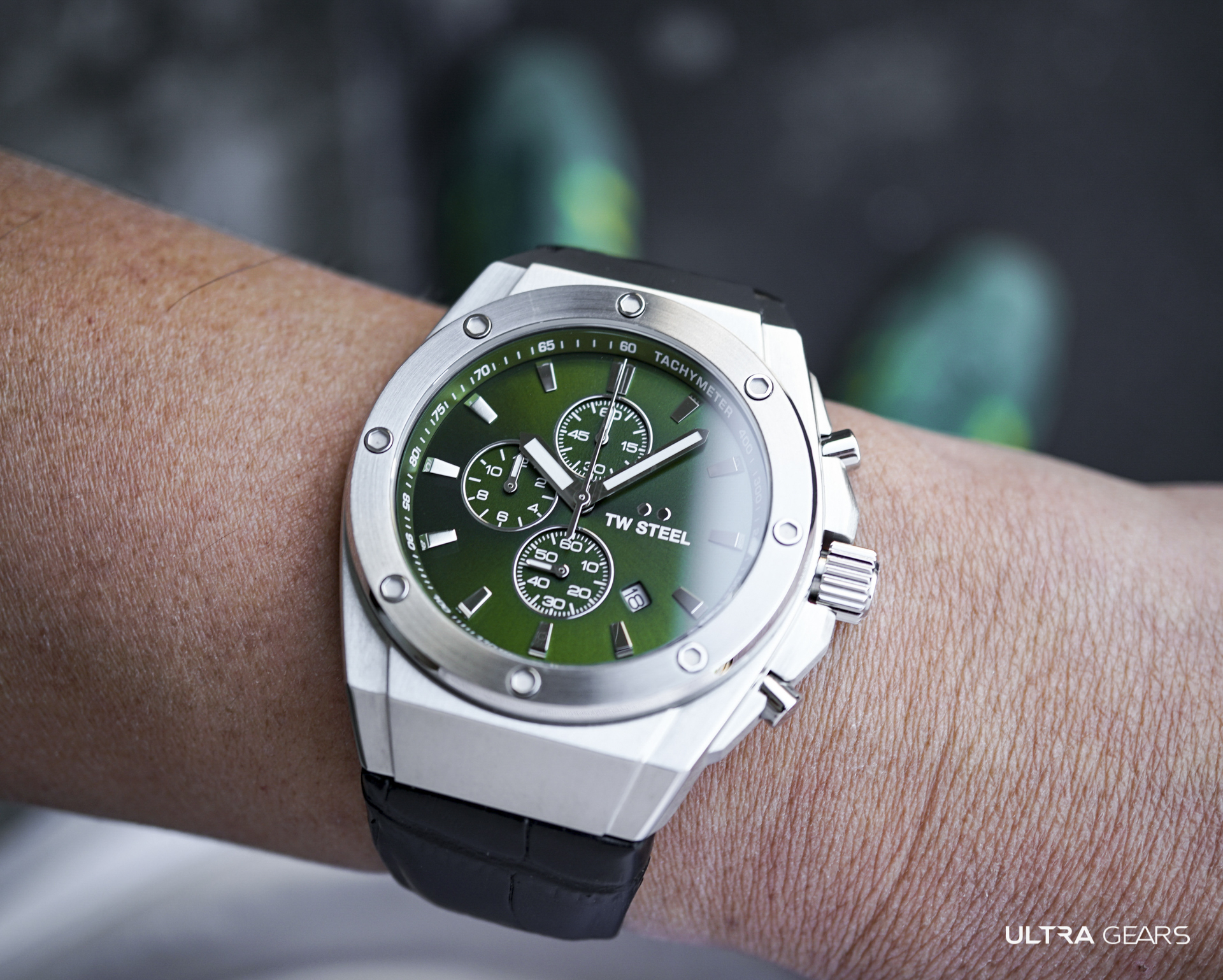 TW Steel CEO TECH 全鋼綠面計時碼錶 CE4101