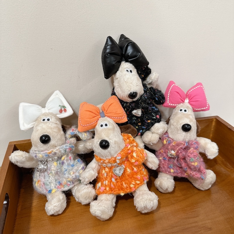 《12251》毛海款毛衣蝴蝶結掌門狗吊飾