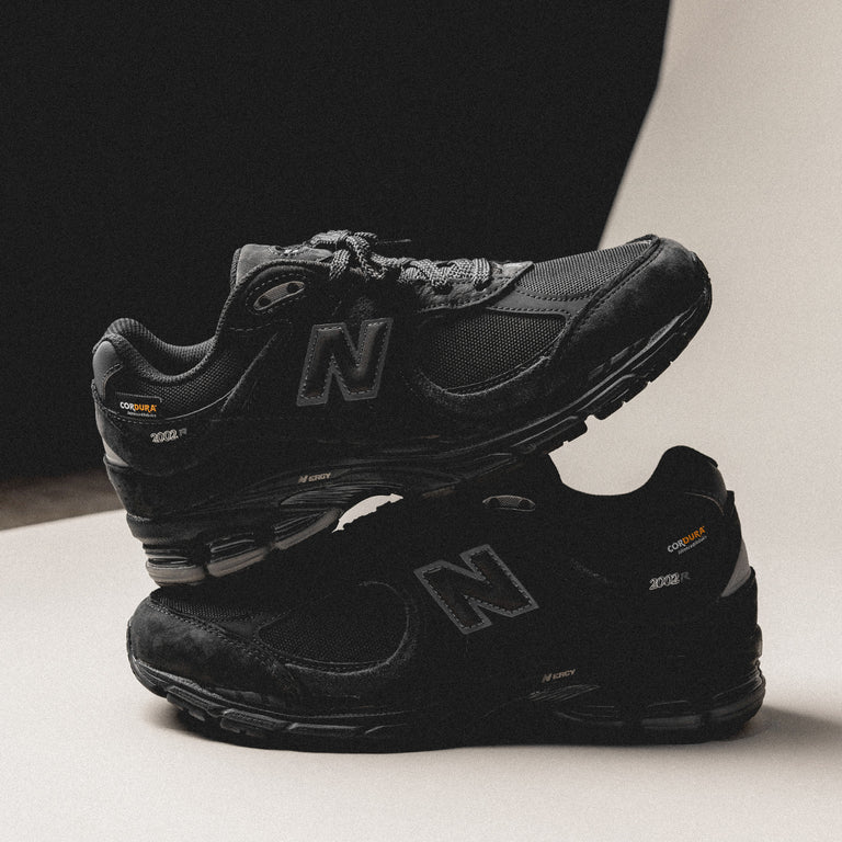 NEW BALANCE x CORDURA® 抗撕裂材質 2002R  鋁黑配色