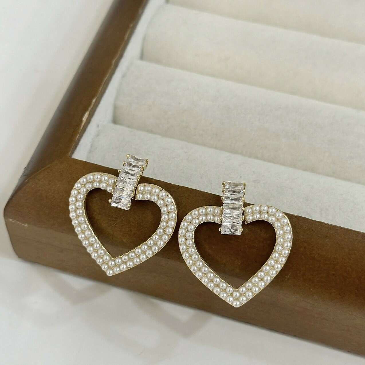 78鋯石珍珠愛心耳針
