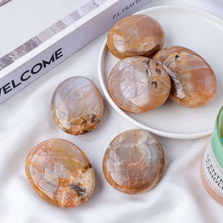 【礦藏】原礦橙色月光石/隨身攜帶手把件(附絨布袋)