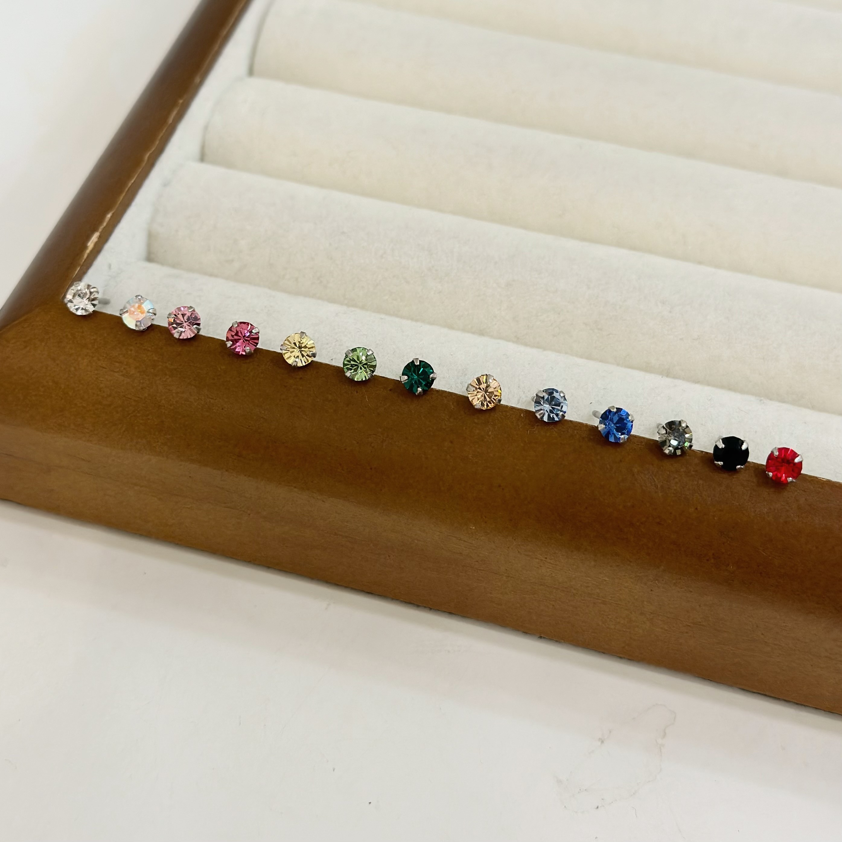 【鈦鋼】單鑽耳針4mm