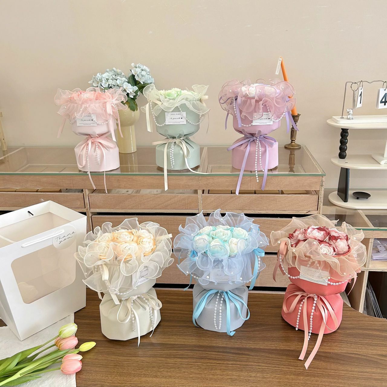 Ballet-Inspired Minimalist Rose Bouquet