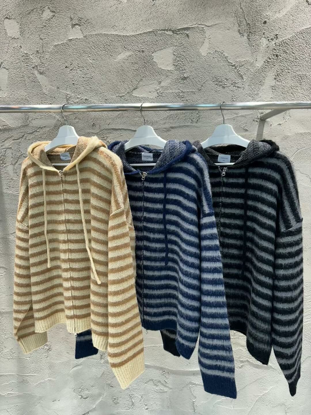 橫間連帽拉鍊針織外套 WEEKEND-041JK