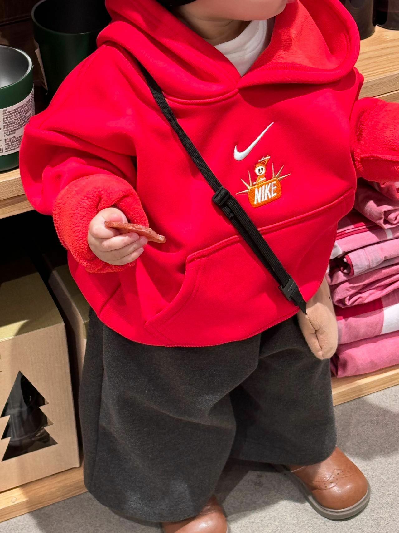 廠單 NK Sportswear Chinese 龍年限定紅色衛衣