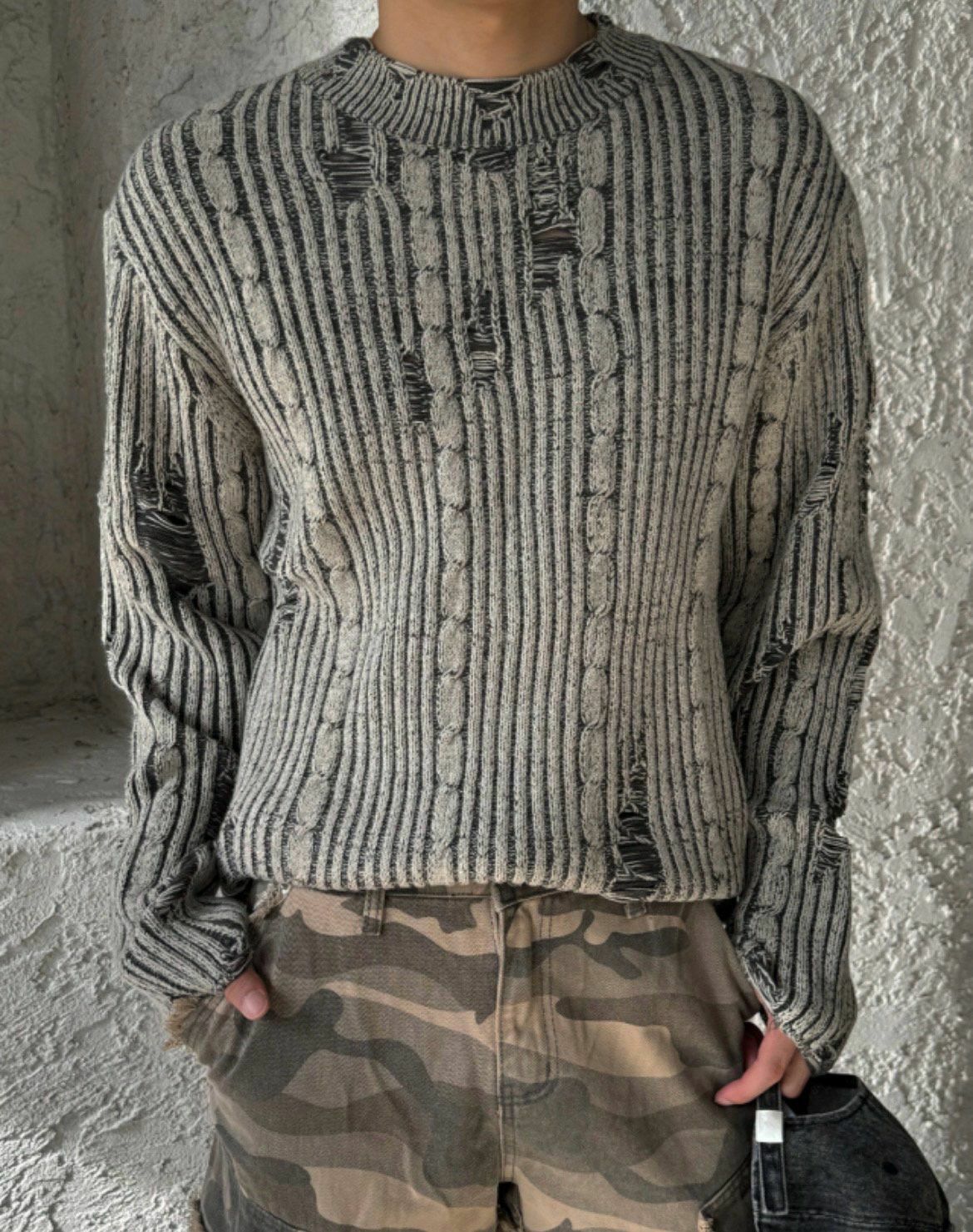 洗水圓領暗紋針織衫 UNUSED-047T