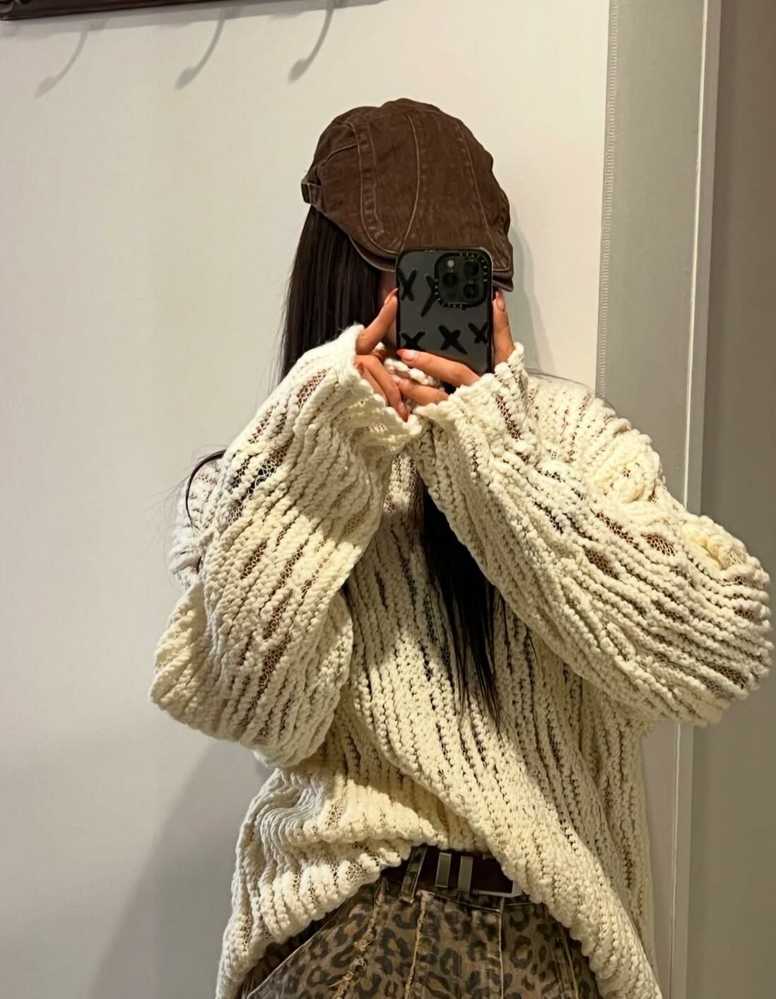 淨色圓領暗直紋針織衫 UNUSED-049T