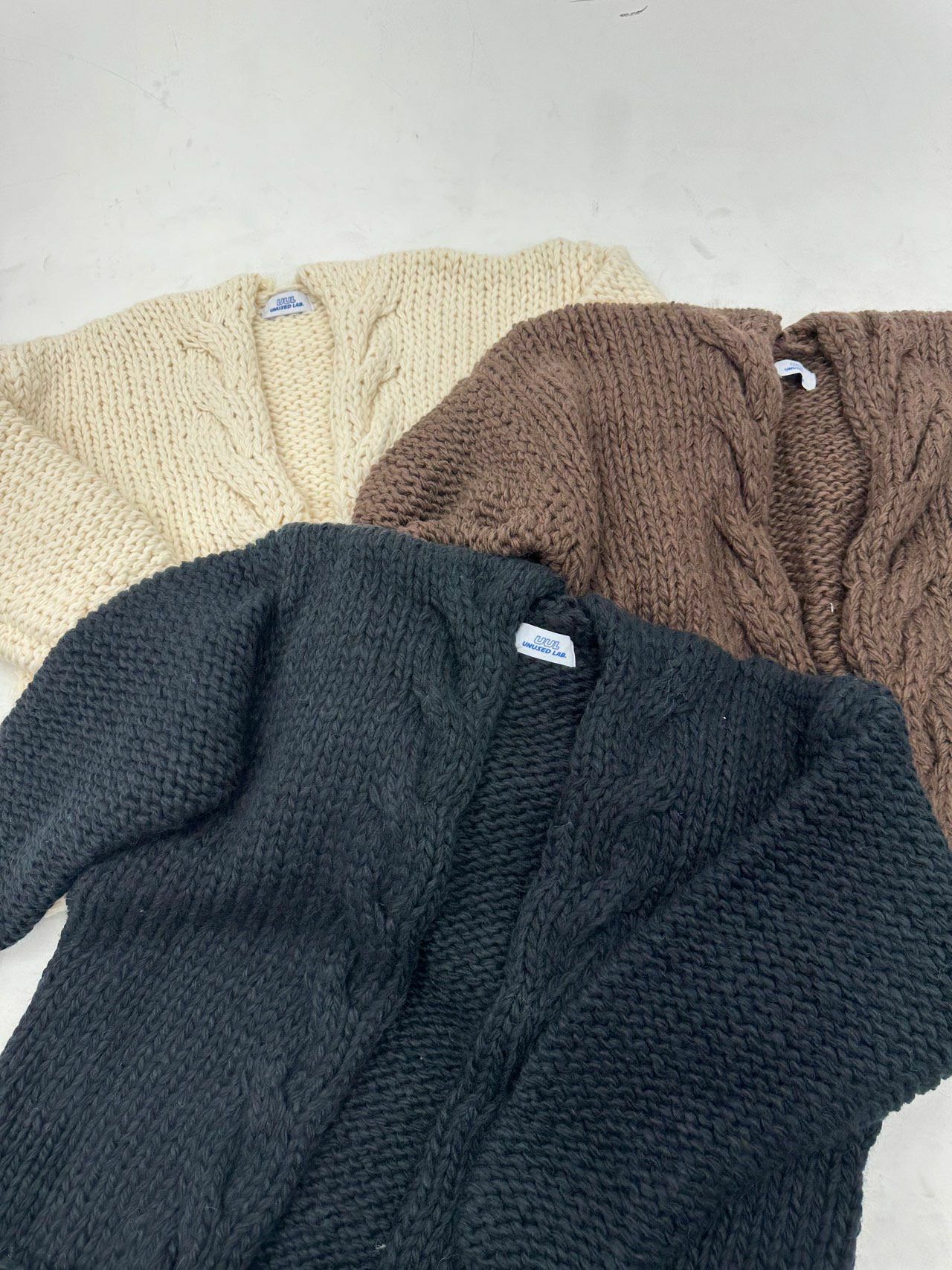 淨色暗紋開胸針織外套 UNUSED-051JK