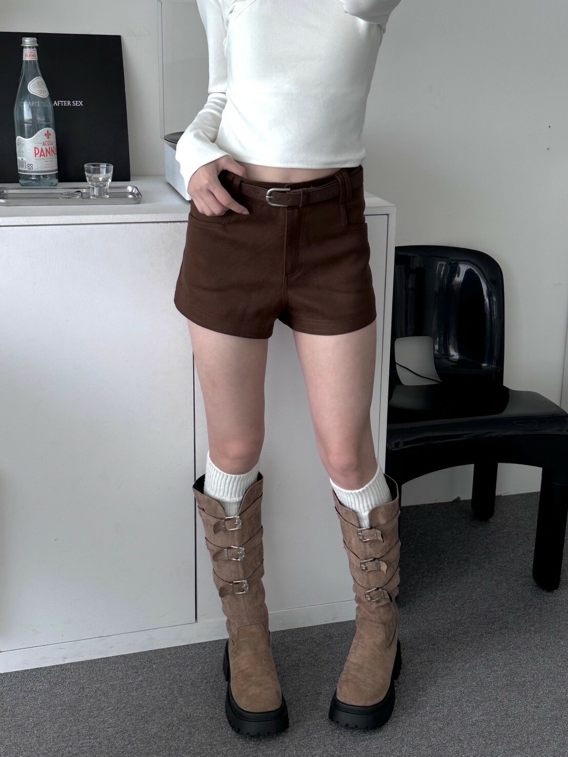 推★ 不捲邊 毛呢包臀短褲(附腰帶) 2colors