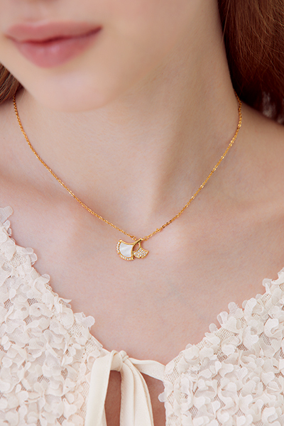 閃耀貝片銀杏吊墜項鍊