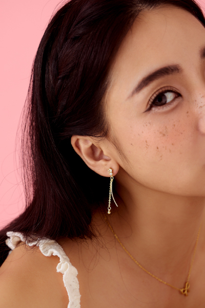 流動雙線掛墜。銀針耳環