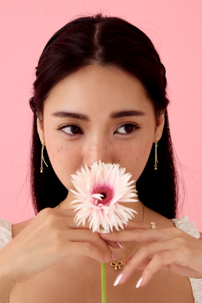 流動雙線掛墜。銀針耳環