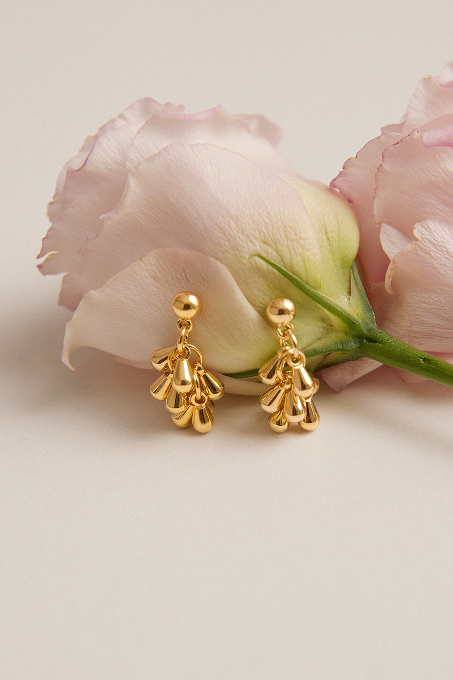 小麥穗流蘇串。銀針耳環