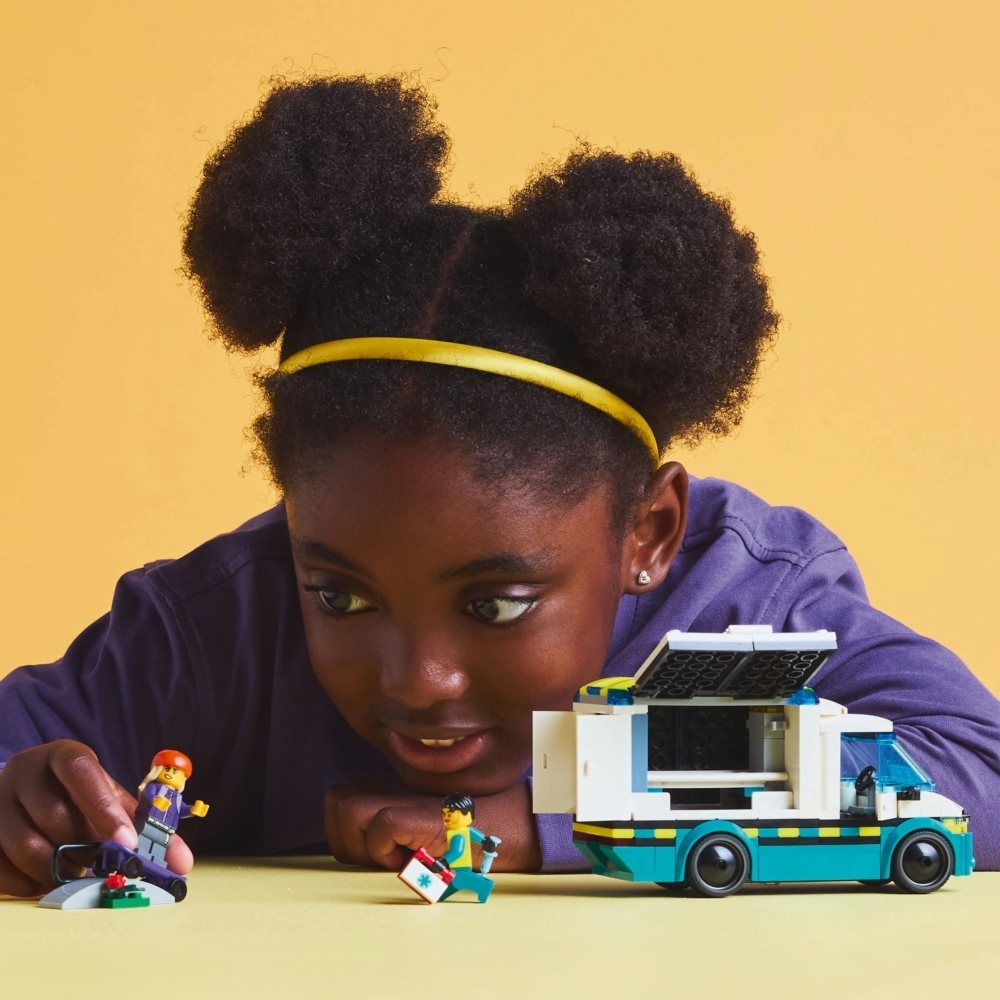 60451 緊急救護車