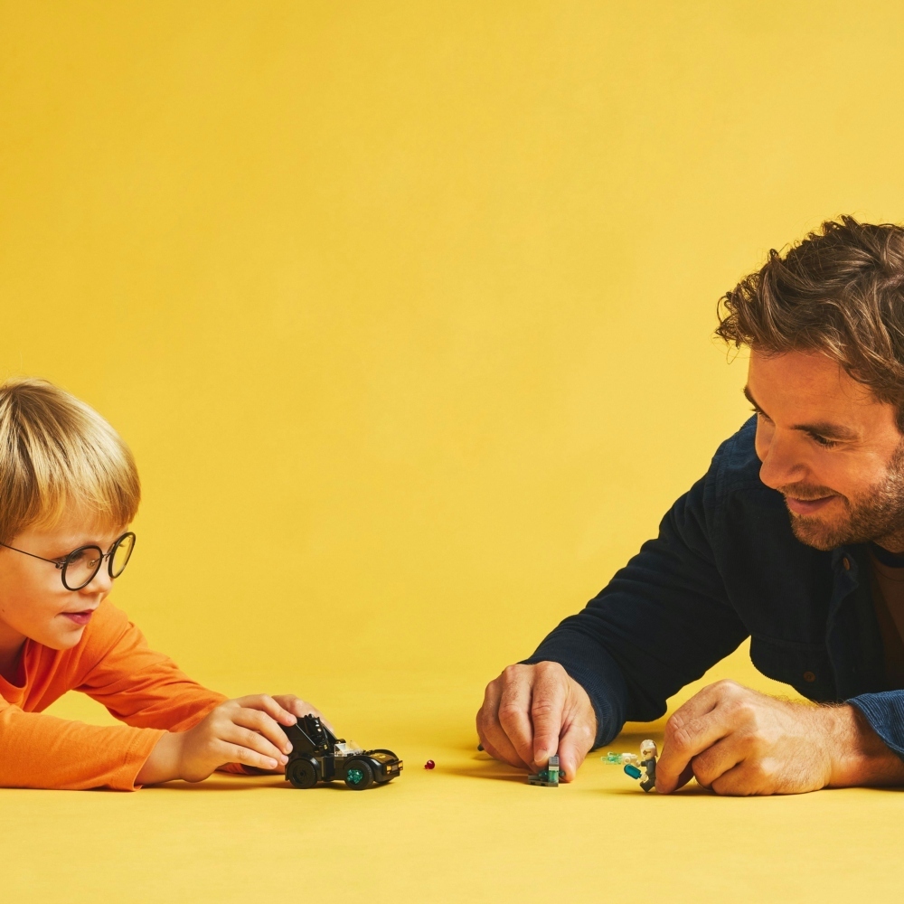 76301 蝙蝠俠™ 與蝙蝠車™ 大戰急凍人™