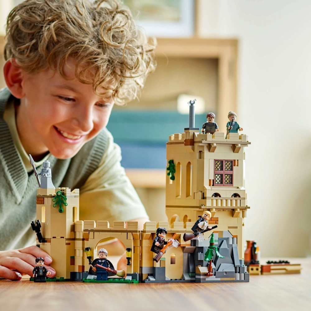76447 Hogwarts™ Castle: Flying Lessons
