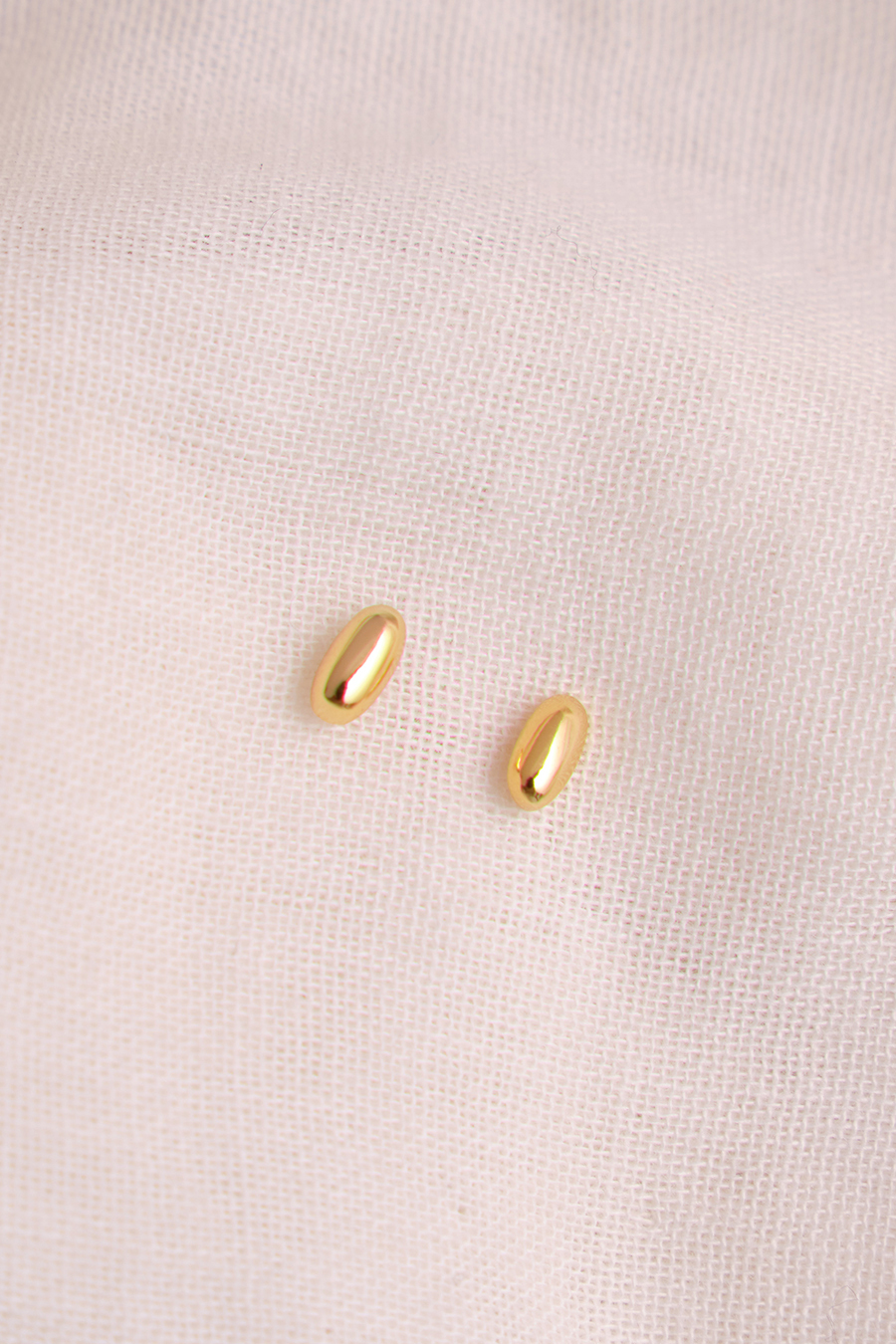 【925純銀】簡約迷你橢圓。銀針耳環(金)