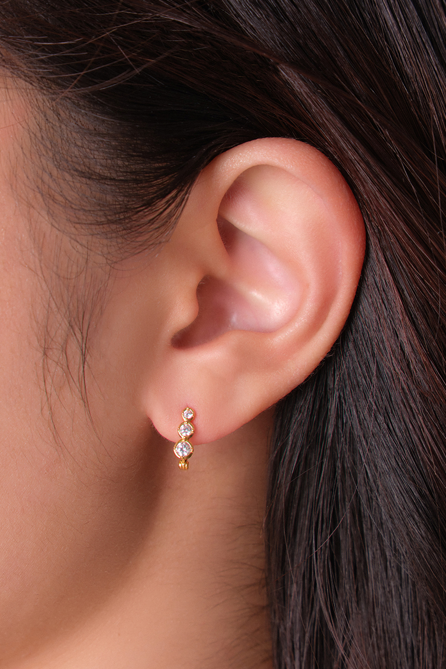 【925純銀】層疊圓形鋯石。銀針耳環