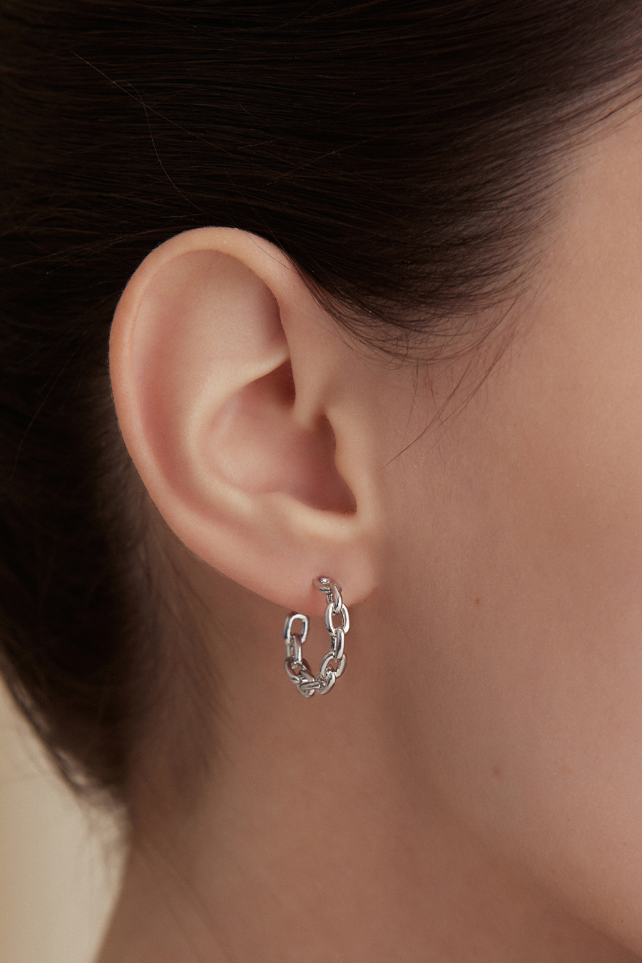 經典鎖鏈C型。銀針耳環(銀)