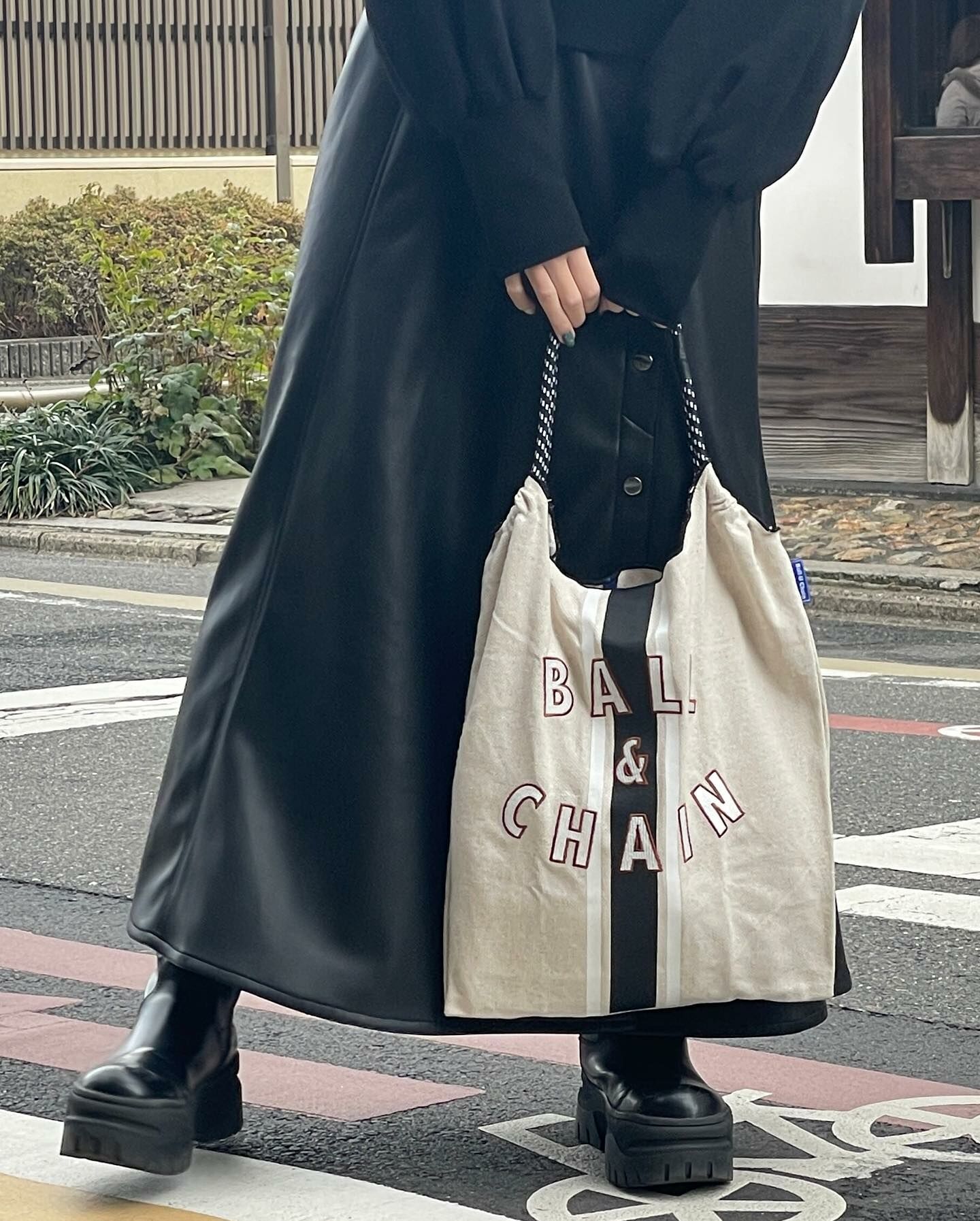 Ball＆Chain 刺繡環保購物袋 L號 - 白/黑 (30111901)