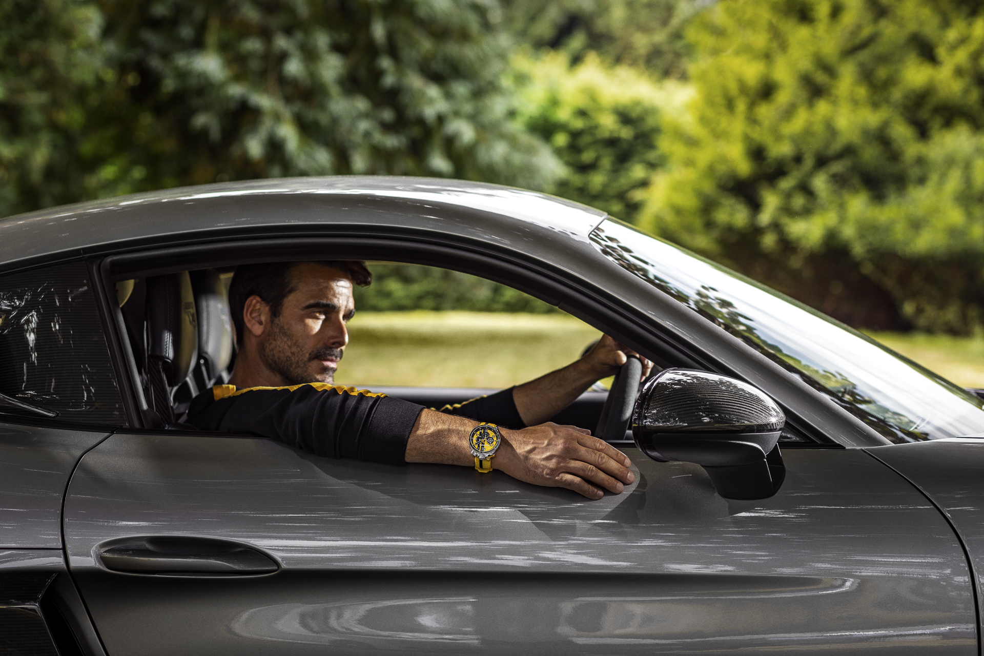 BOMBERG BOLT-68  Racing系列 閃電黃賽車計時碼錶