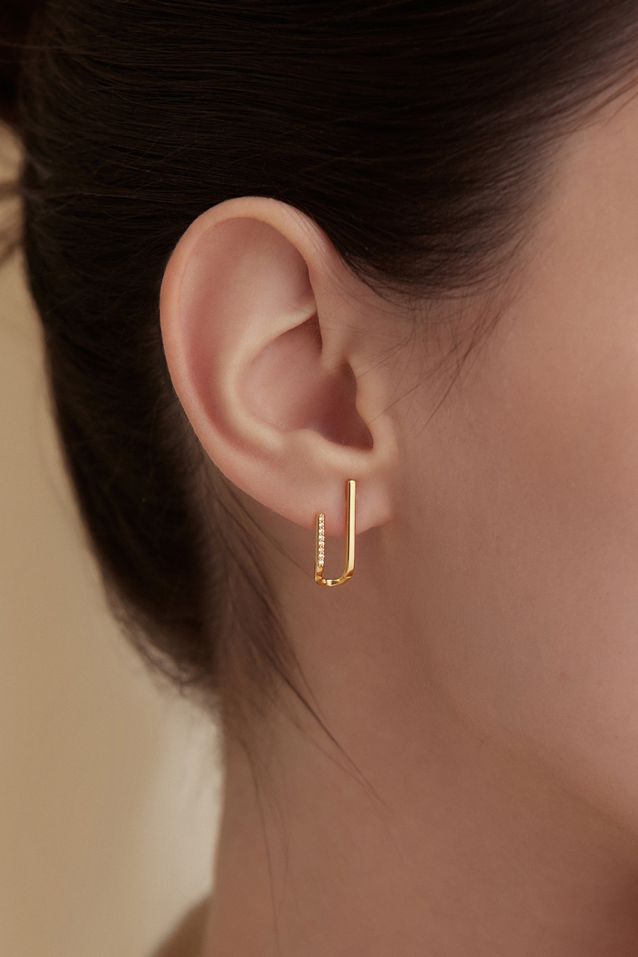 線型單排鑽。針式耳環(金)