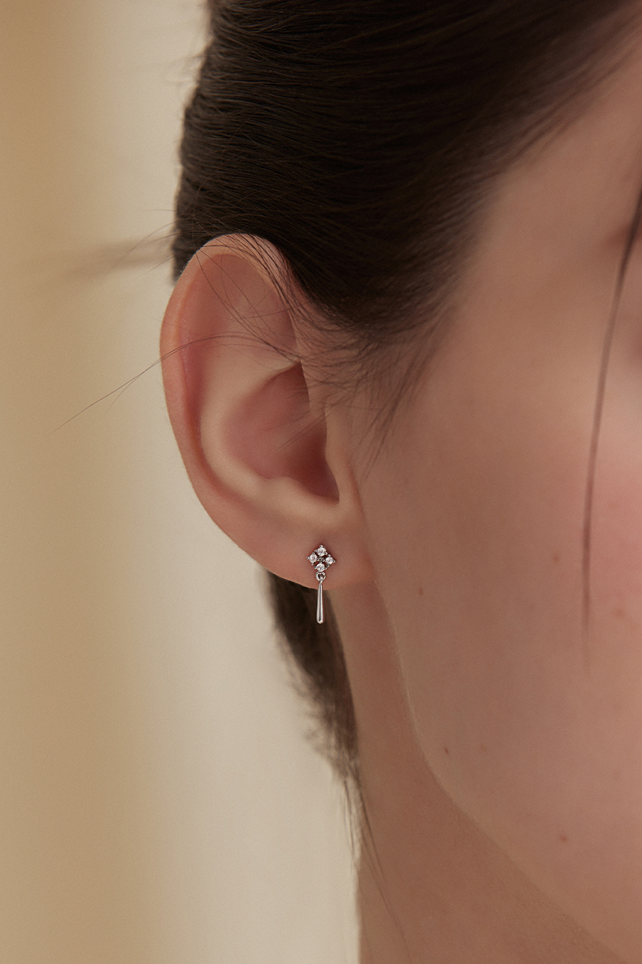 簡約方型鑲鑽。針式耳環(銀)