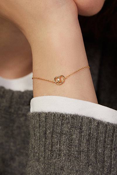 【925純銀】蝴蝶餅鑲嵌鋯石手鍊(金)