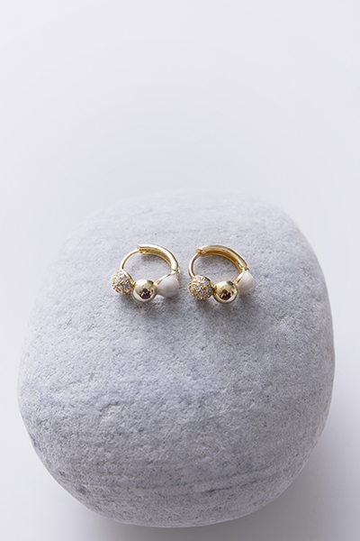 拼接感小波堤。銀針耳環