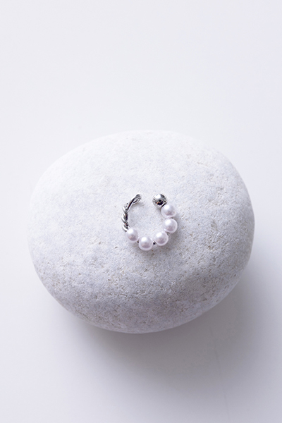 珍珠拼接麻花耳骨夾(單支)-銀