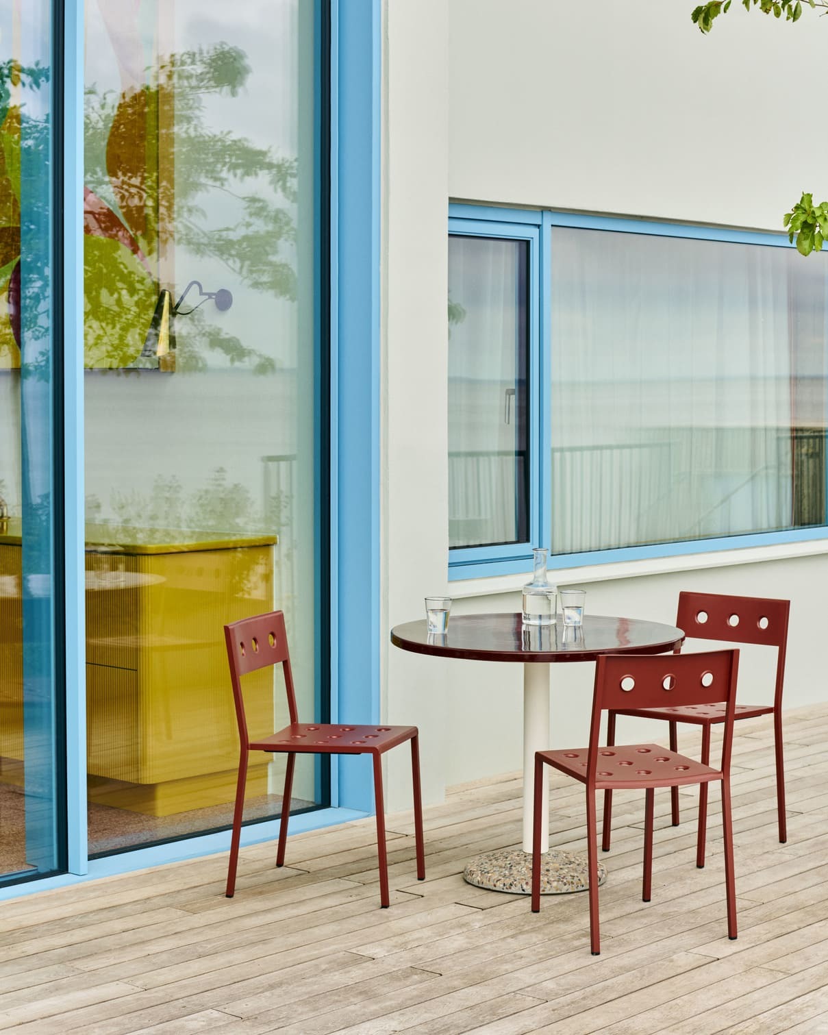 Balcony Chair / 洞洞椅