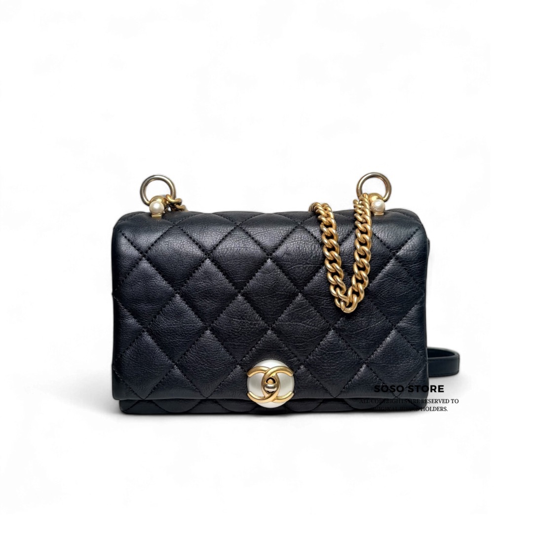 Chanel CC Faux-Pearl Shoulder Bag - Black / Ghw