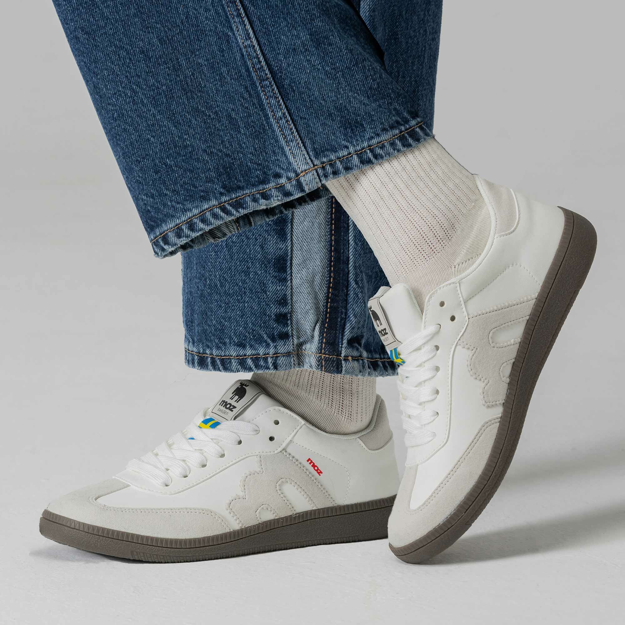 【熱銷】moz瑞典 駝鹿 經典再現 復古 德訓鞋 (芝麻牛奶)