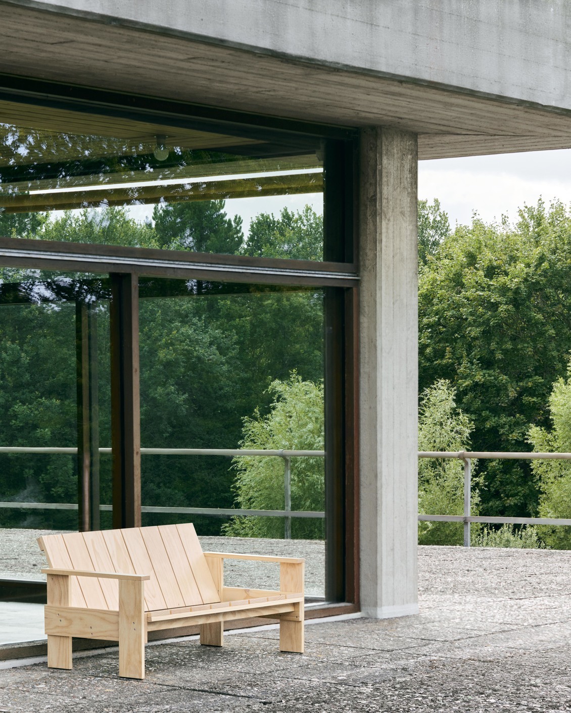 Crate Lounge Sofa / 木板條沙發