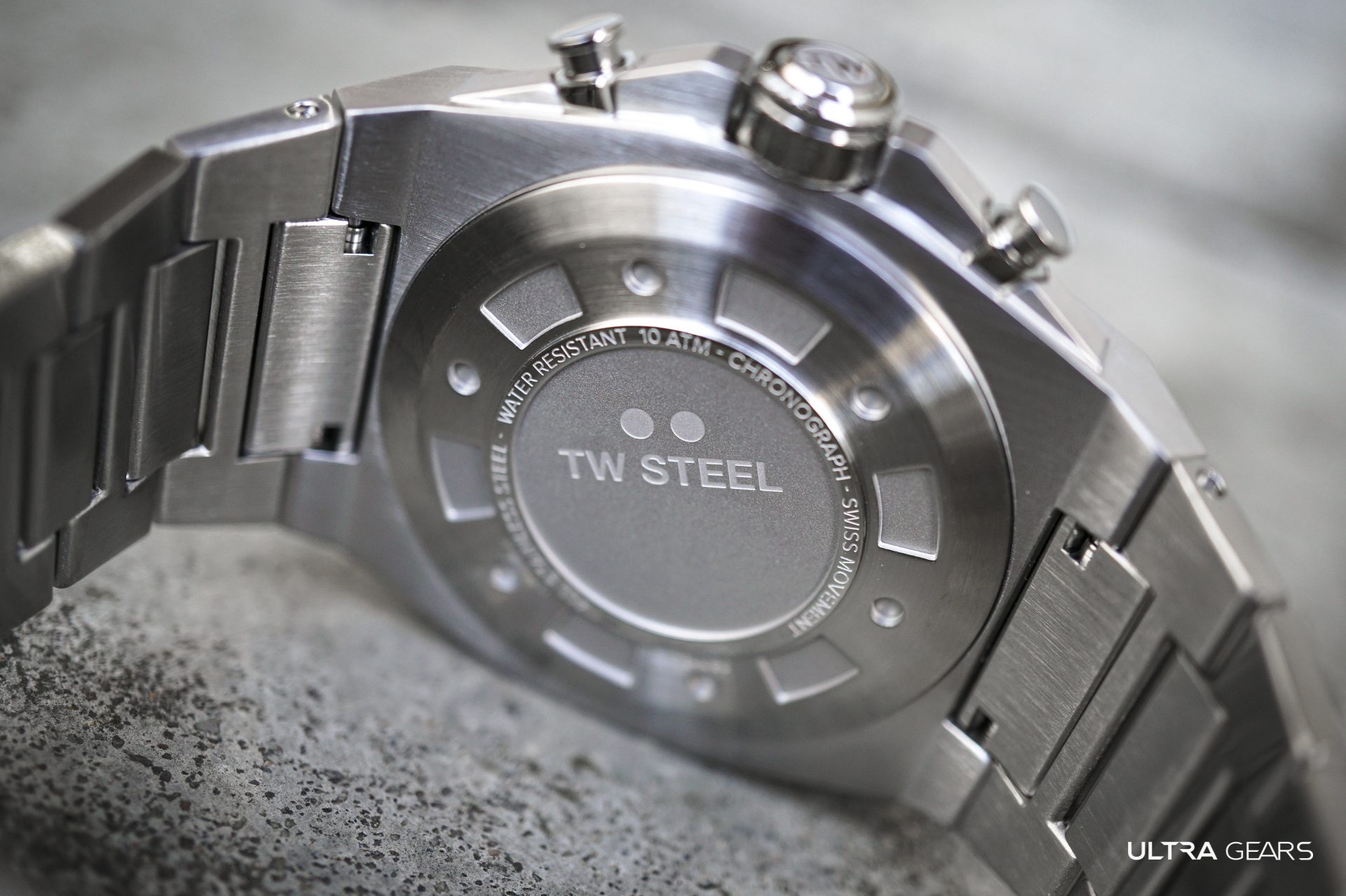 TW Steel CEO TECH 全鋼鏈帶黑面計時碼錶 CE4080