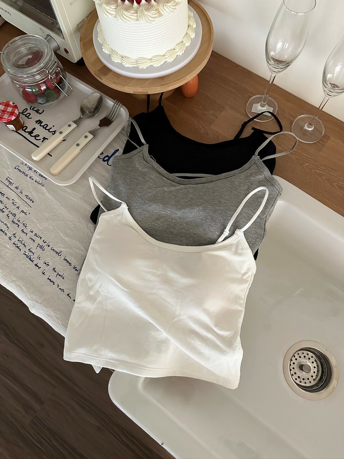 熱銷300件🔥‼️夏日基礎吊帶（現貨）