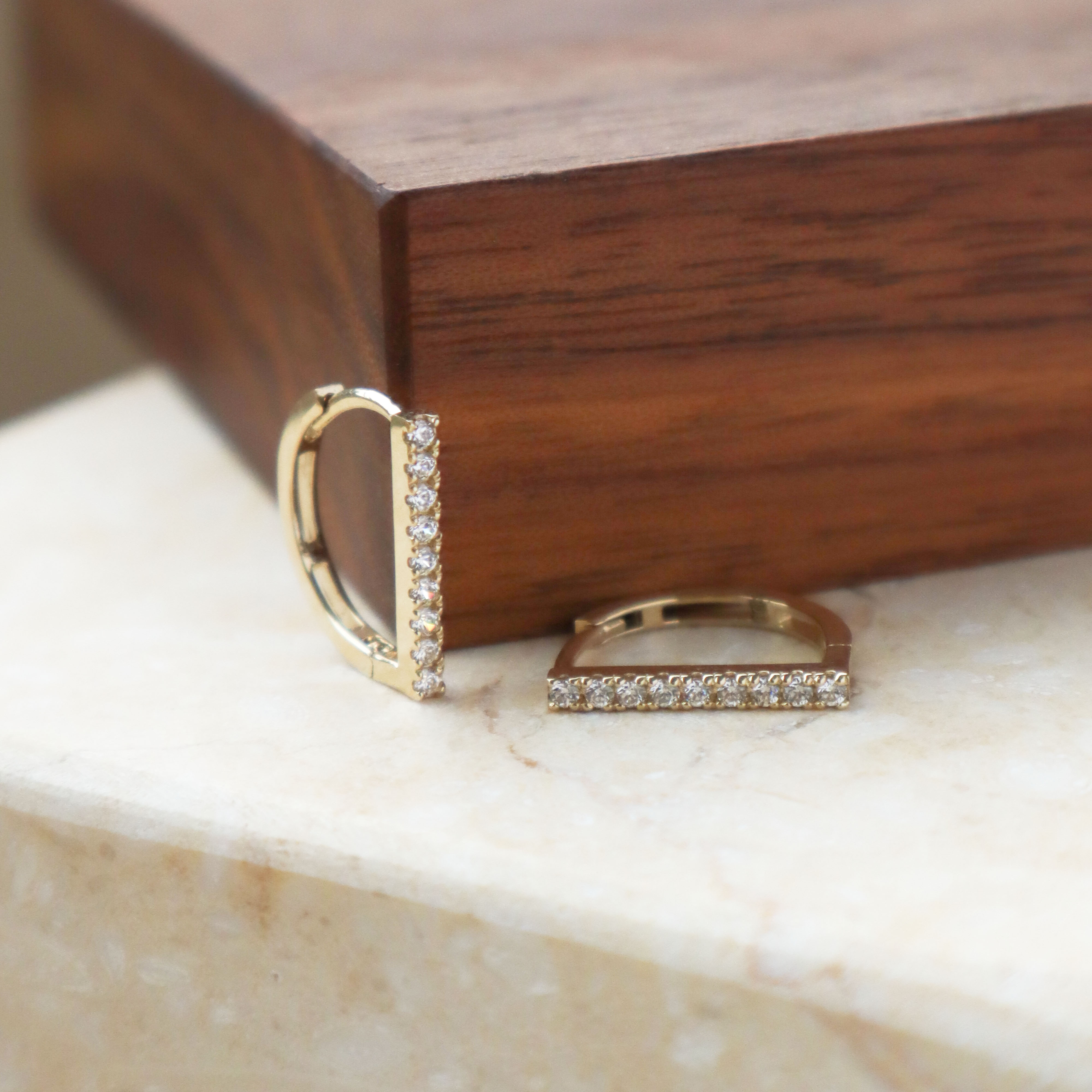 10K/D字排鑽耳環