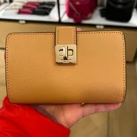 [S] KATE SPADE KF534 PHOEBE REFINED GRAIN LEATHER MED WALLET,TIRAMISU M, 196021443855 (SKS1435)