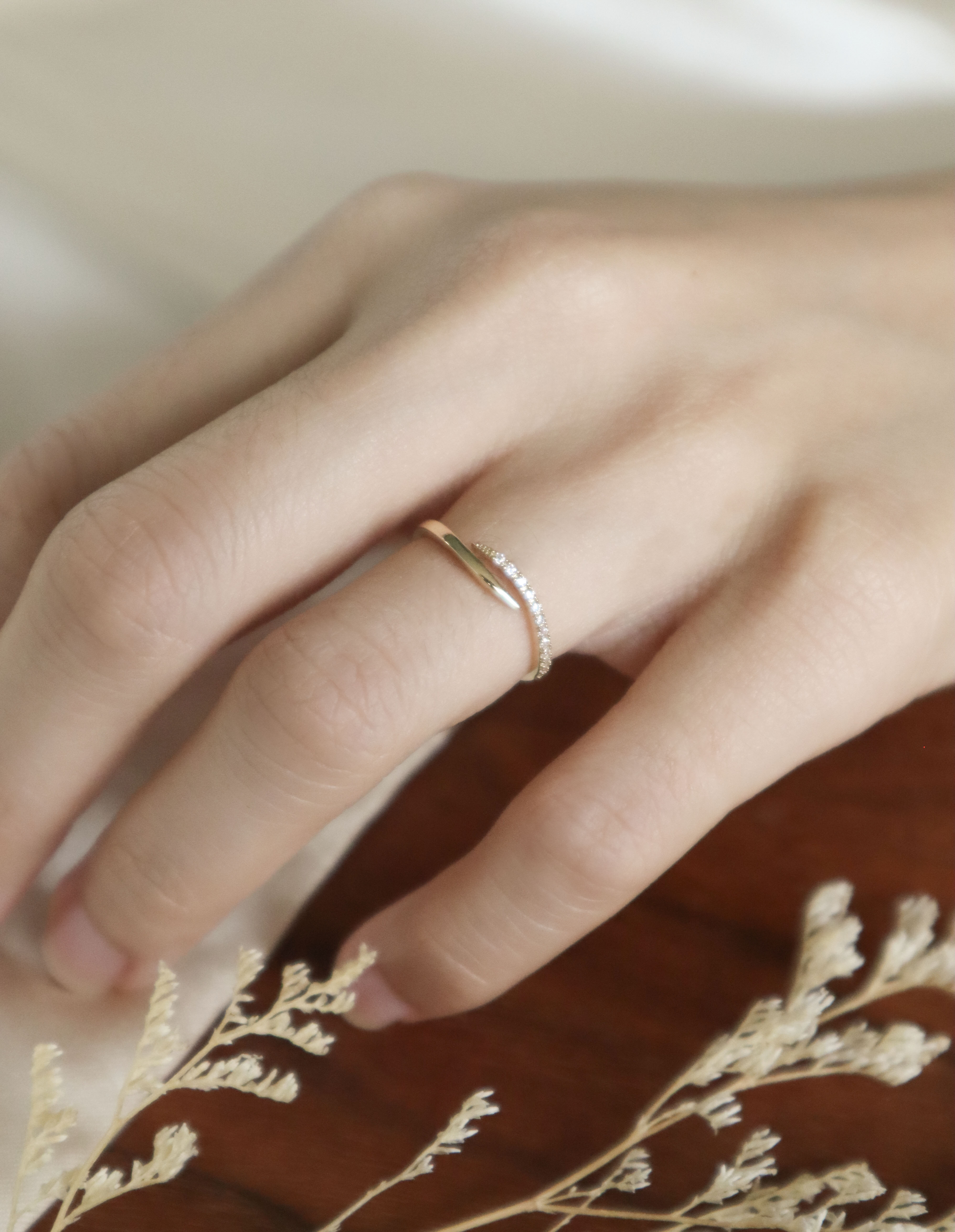 10K/排鑽雙弧戒指