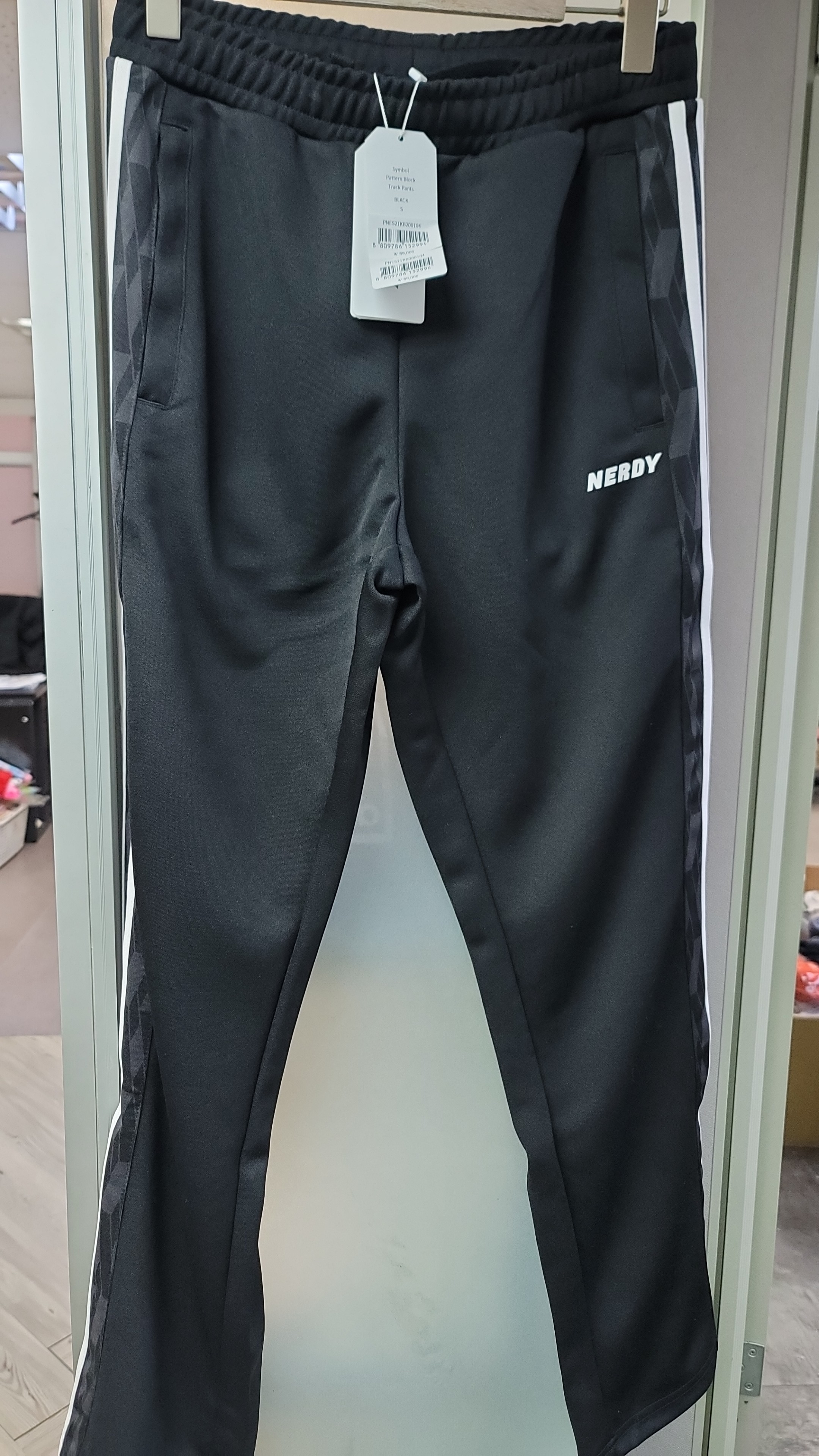 ca16431**  Nerdy 運動衭