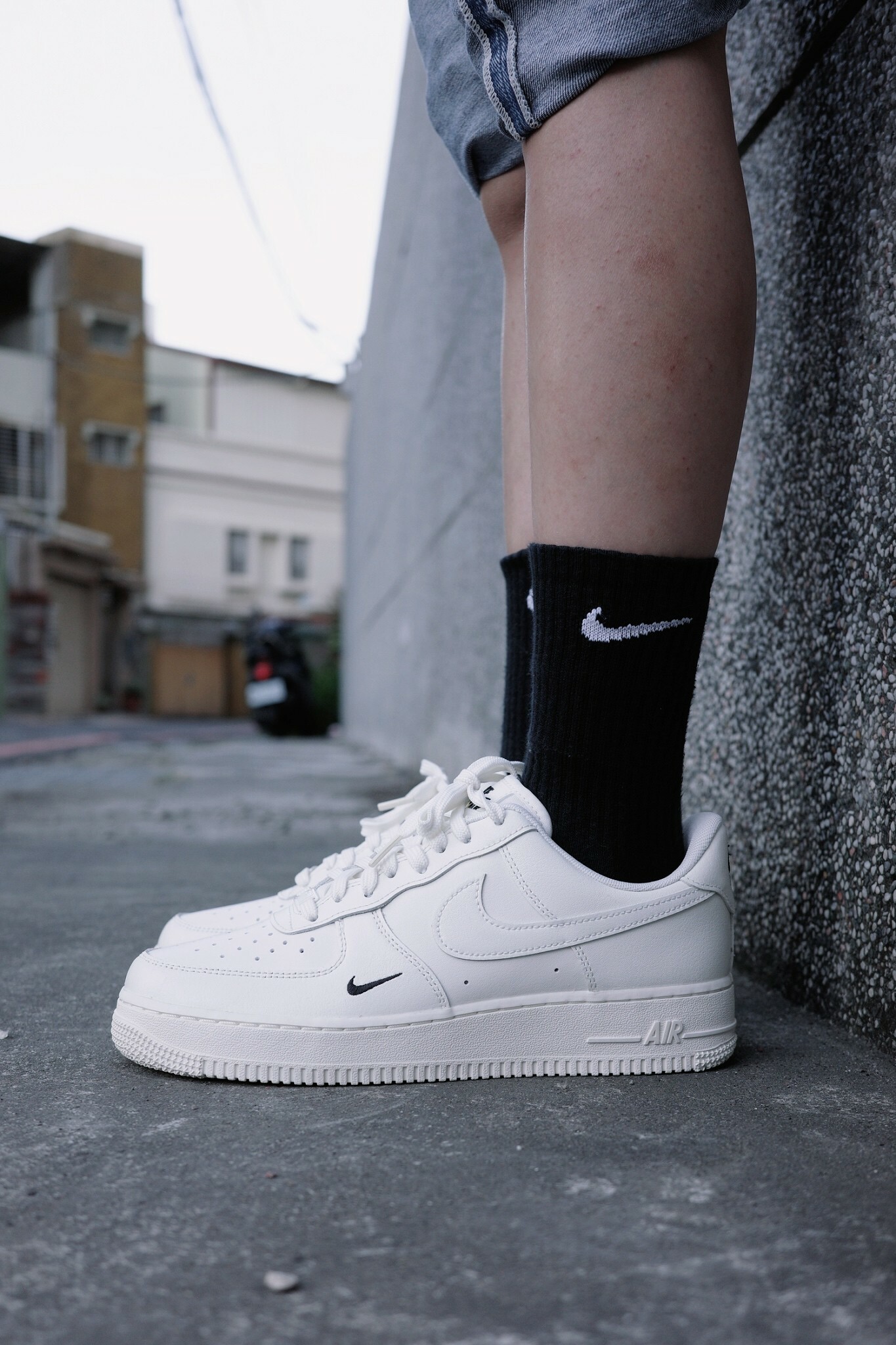 W Nike Air Force 1 ’07 ESS 奶油白 小黑勾 HF1058-133 AF1 厚底 緩震 休閒鞋 女鞋