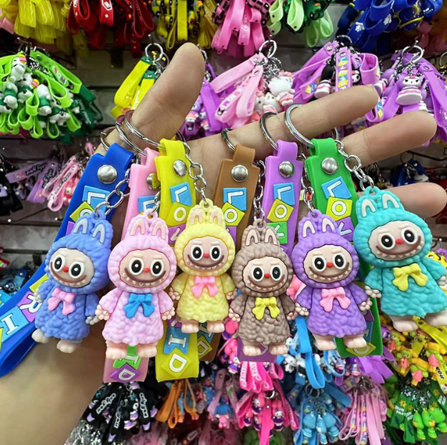 labubu钥匙扣挂件（款式随机）