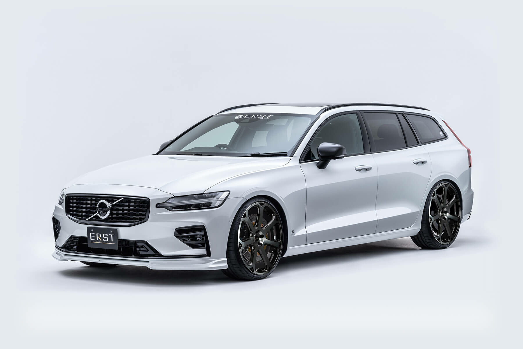 ERST 前下巴 VOLVO V60 R-DESIGN 2018-