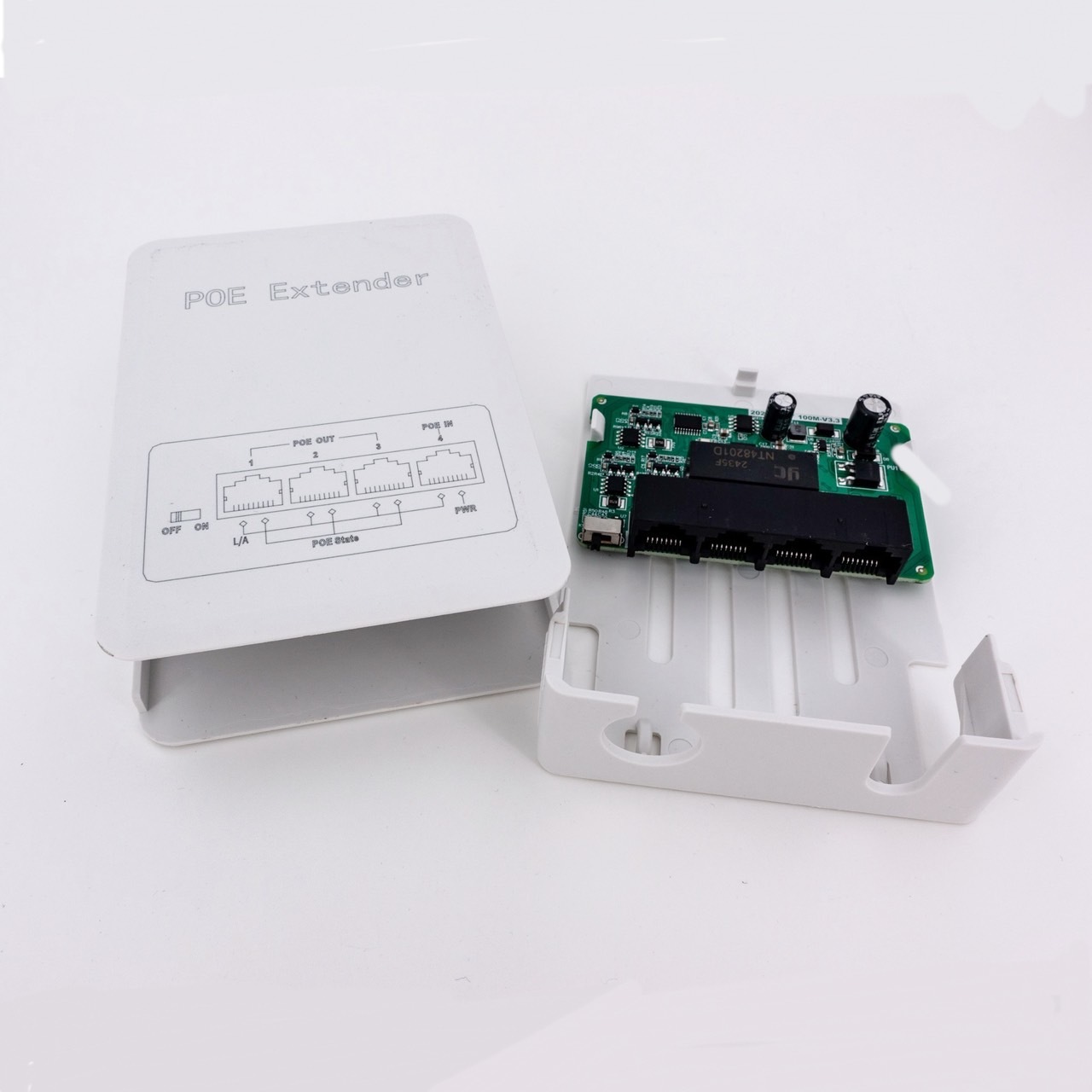 聯果 標準POE中繼器 一進三出 100Mbps 訊號延伸器