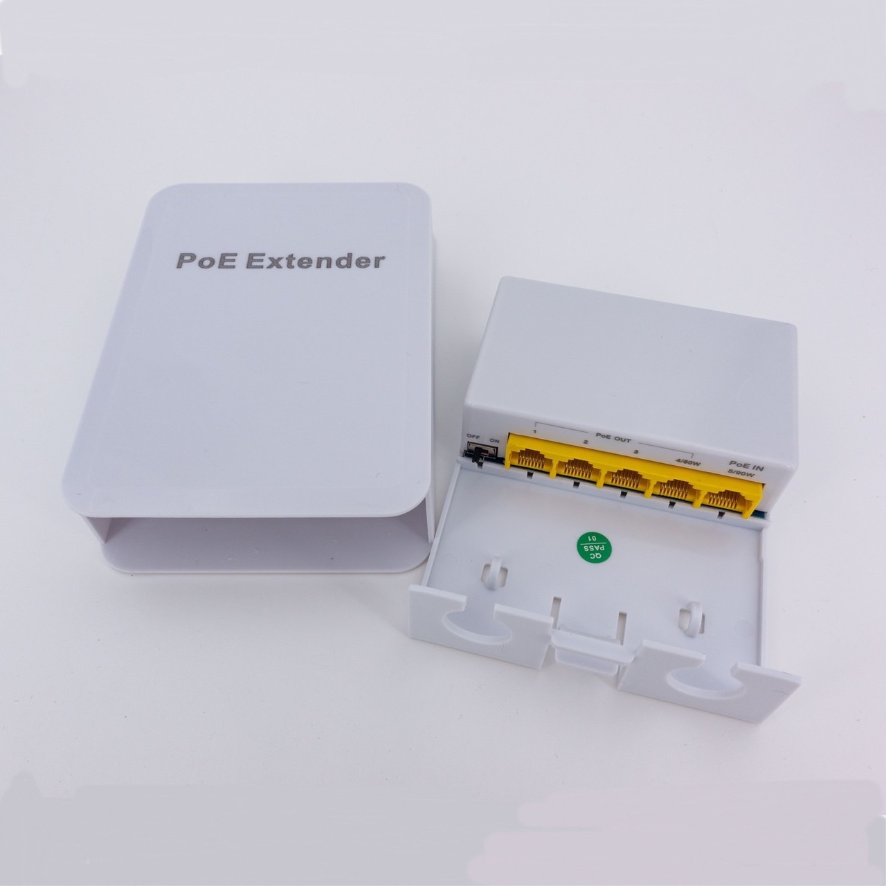 聯果 防水 標準POE中繼器 1G 一進四出 1000Mbps 訊號延伸器