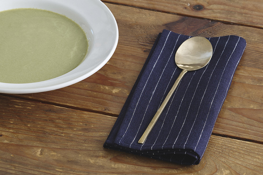 fog linen work - (45*45cm) 亞麻餐巾 / 暗藍針狀條紋