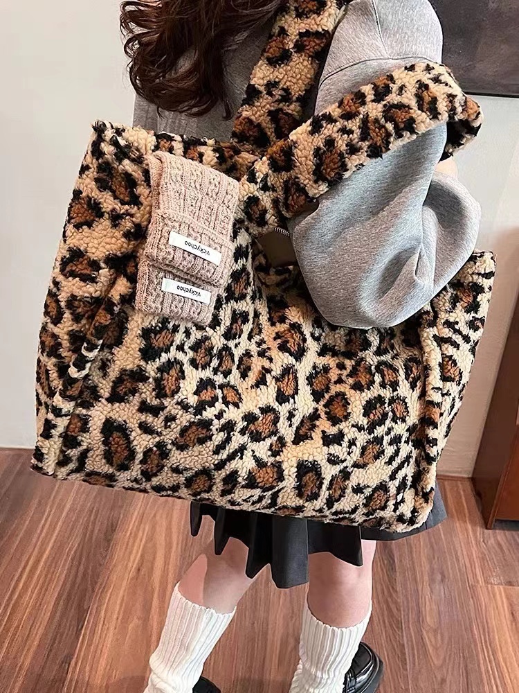 leopard tote bag