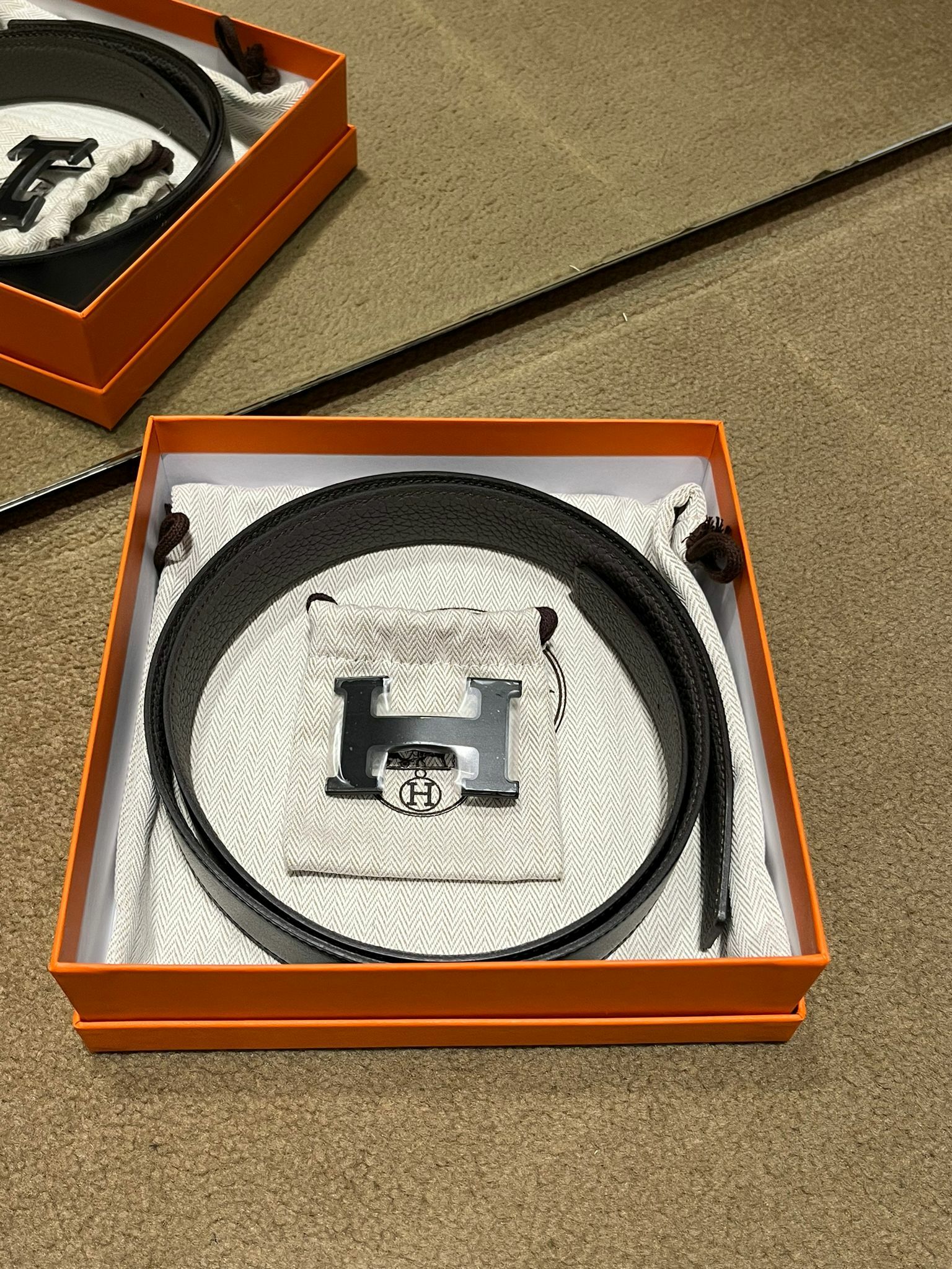 H belt 32mm 黑色扣 (可選擇皮帶顏色及長度)