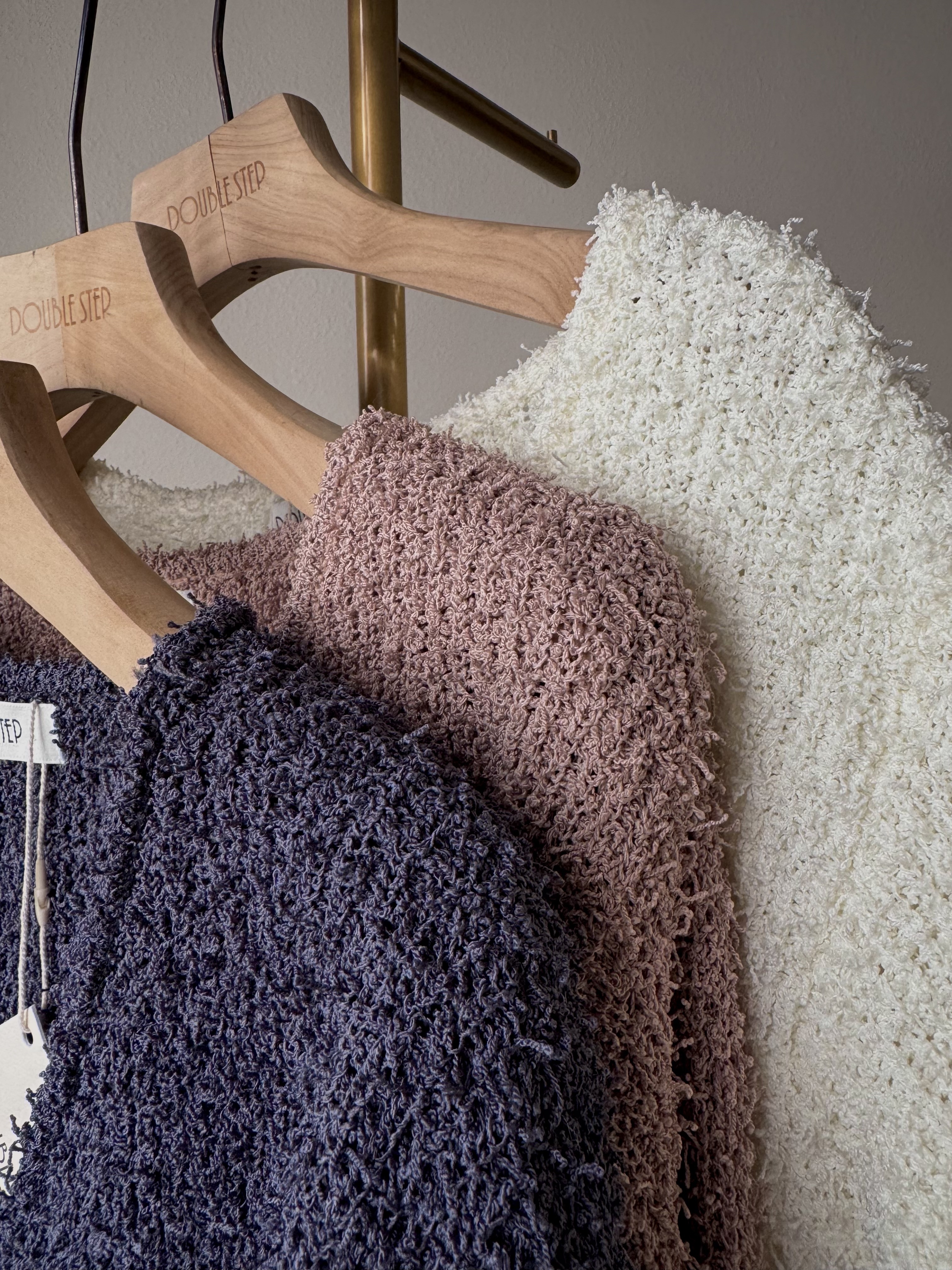 毛茸茸心心鈕外套 - JK44386