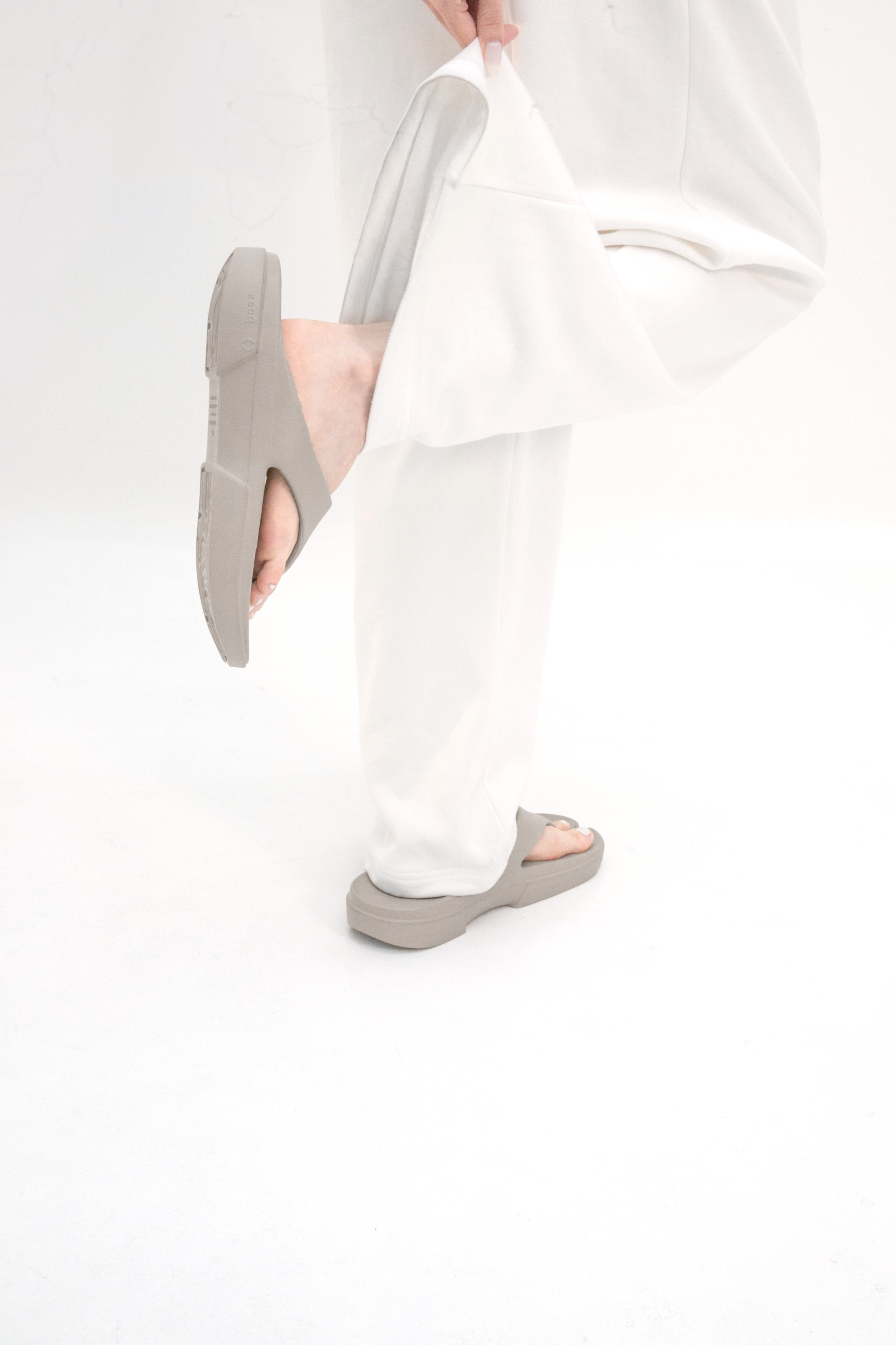 paes-04 New Flipflop Basic Line ベージュ36 PAES FLIP FLOP BASIC 灰色